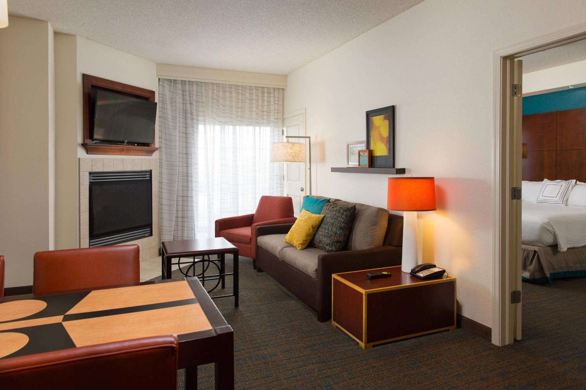 Residence Inn Kansas City Airport Exterior photo